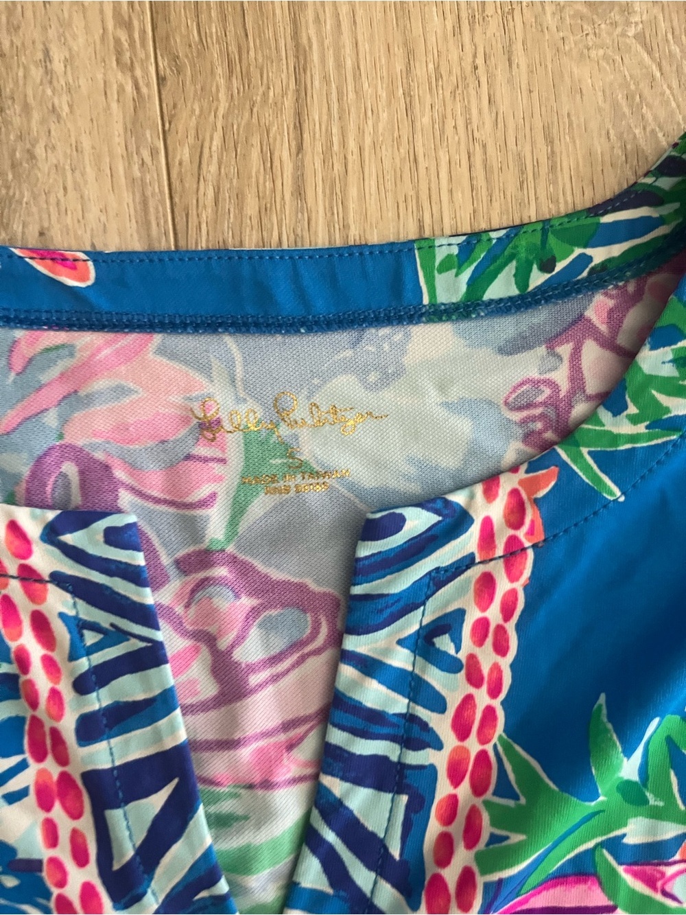 Lilly Pulitzer Nadine Dress UPF 50+ Pundy Blue Isle Be Back Chilly Lilly Small - Picture 2 of 5
